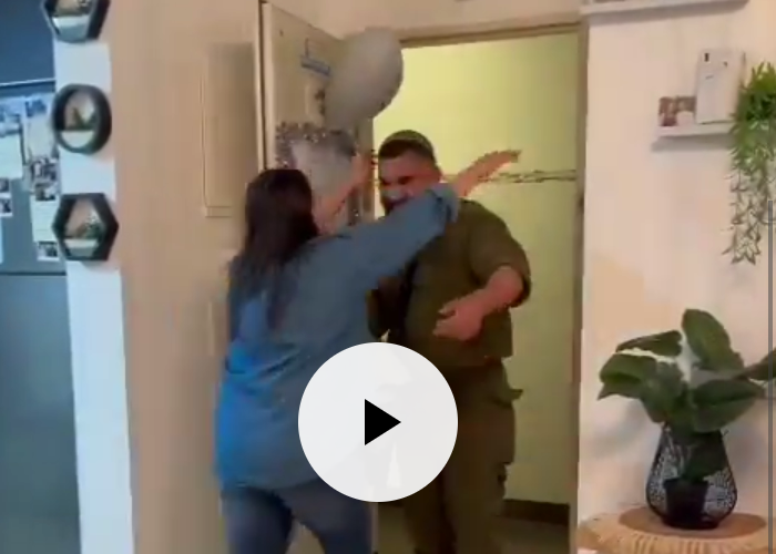 [Video] Israel Vs Hamas: Emotional Moment Twin Brothers Surprise Their Mother After Being Deployed to Gaza Strip