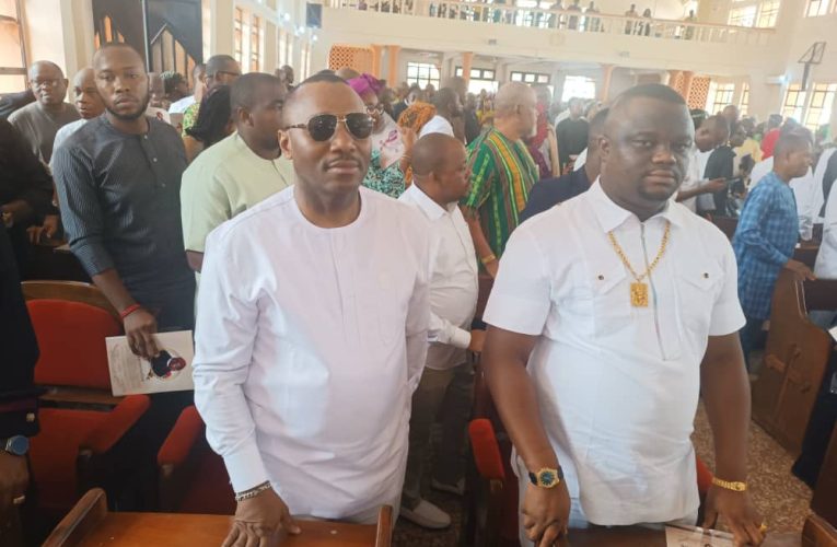 Hon Dozie Nwankwo Attends Burial Ceremony of His Friend, Late Hon. Chief Nnebe, Consoles His Family, Relatives