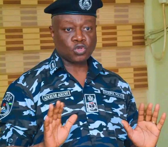 Anambra Police Arrest 16 Cultists; Declare 21 others Wanted